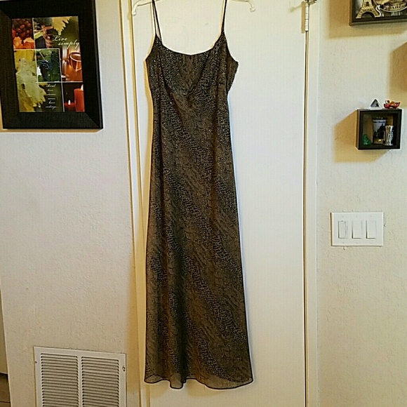 BETSY & ADAM BY JASLENE DRESS - Picture 1 of 9